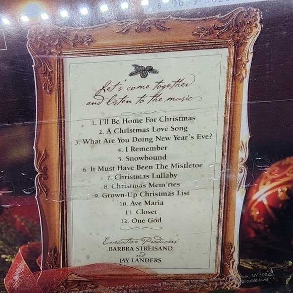 NOS unopened Vintage Barbra Streisand Christmas Memories 12 track CD - Picture 5 of 6
